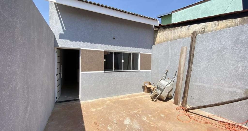 Casa à venda com 02 dormitórios sendo 01 deles suíte, no bairro Jardim Viel, em Sumaré - R$350 mil, Cod: CA2734