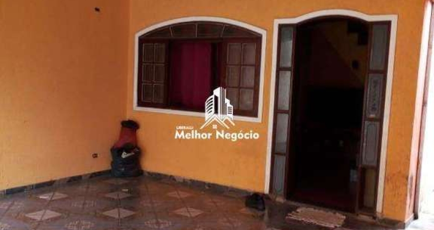 (Não aceita financiamento) Sobrado à venda com 3 quartos e 2 suítes em Campinas - SP