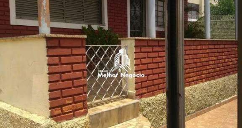 (Não aceita financiamento) Casa à venda com 3 quartos em Limeira - SP