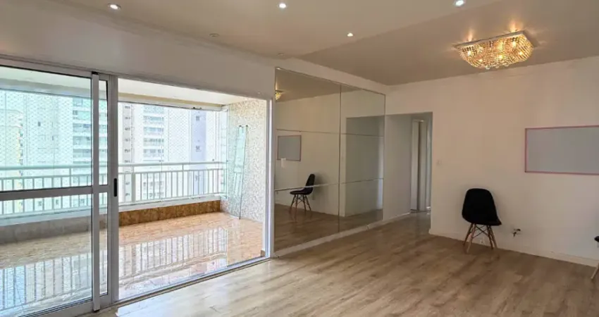 Apartamento grande na mooca de 100m, 3 quartos sendo 1 suíte e 2 vagas próximo do metrô