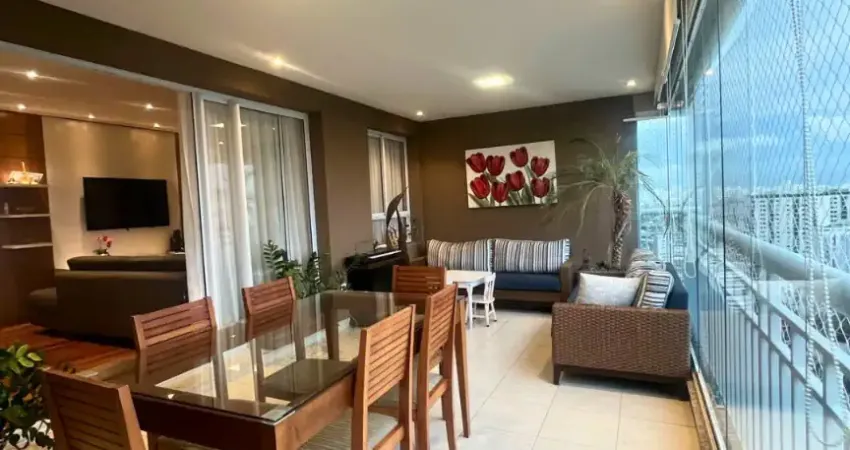 Apartamento todo mobiliado em condomínio clube de 146m², 3 suítes e 3 vagas