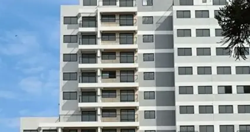 Studio amplo, com sacada e vaga de garagem, próximo ao Shopping Palladium e de tudo que você precisa!