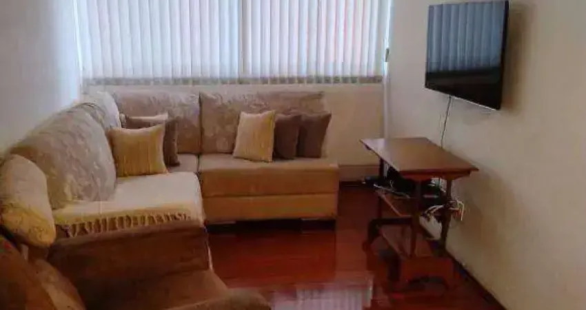 Apartamento com 3 dormitórios para alugar, 63 m² por R$ 1800/mês - Centro - Londrina/PR