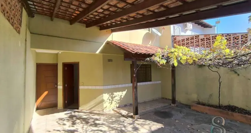 Casa com 3 quartos para alugar na Rua Iara, Antares, Londrina