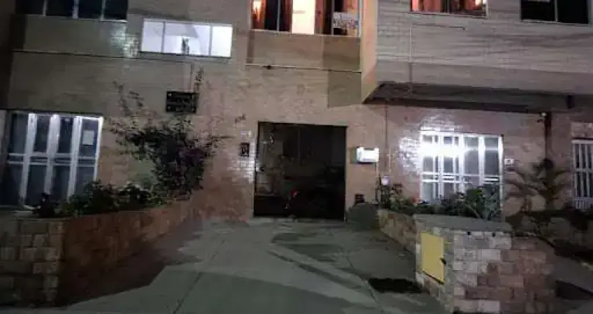 Apartamento com 2 dormitórios à venda, 95 m² por R$ 350.000,00 - Braga - Cabo Frio/RJ