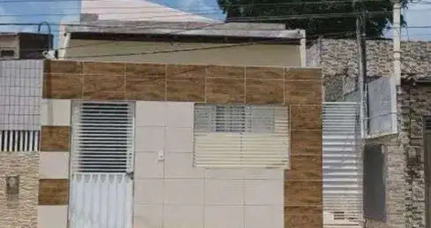 Ribeira-exc.loc -casa rua principal 02 qtos - reformada-n/tem garagem-r$ 110 mil - n/finan - n/troca