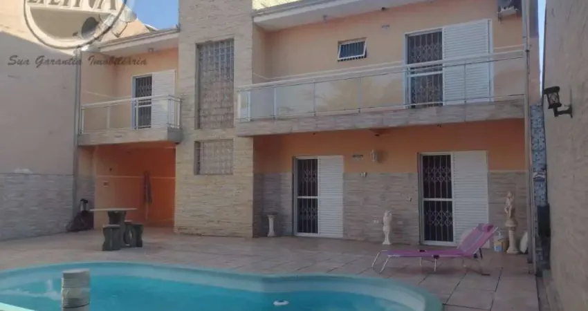 Casa com 3 quartos à venda na Estoril, 179, Estoril, Guaratuba