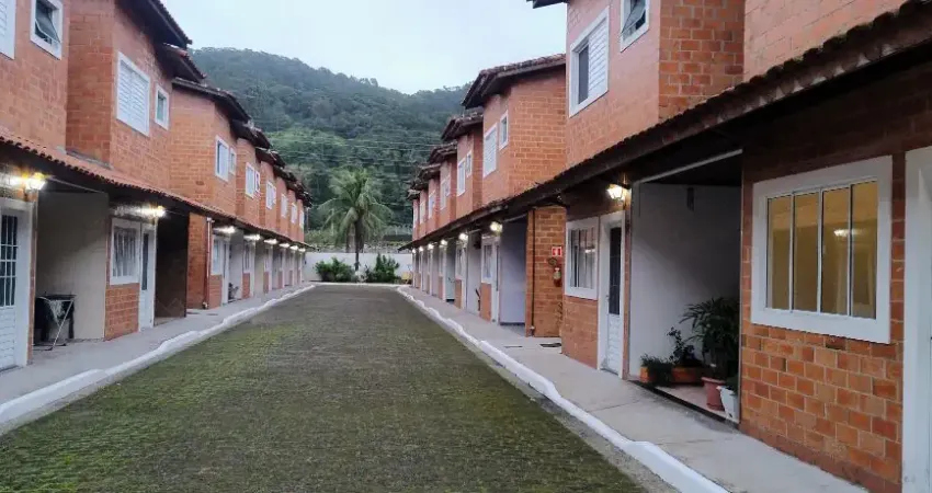 Casa em condomínio fechado com 3 quartos à venda na São Paulo, 500, Vila São Paulo, Mongaguá