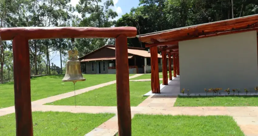 Chácara / sítio à venda na Praça Marechal Castelo Branco, 2, Zona Rural, Primavera