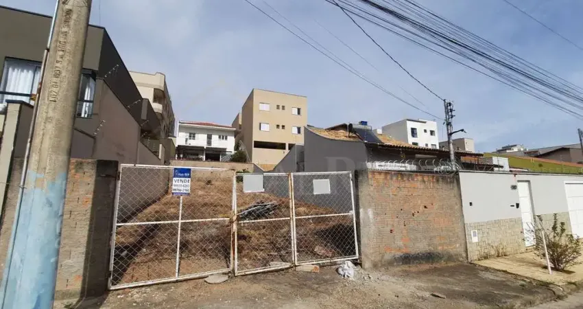 Terreno à venda no Jardim das Hortênsias, Poços de Caldas