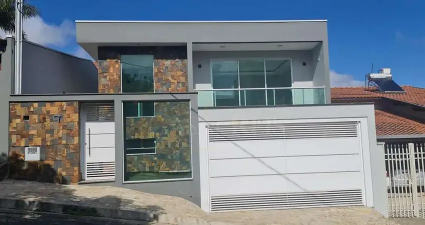 Casa com 3 quartos à venda no Jardim das Hortênsias, Poços de Caldas