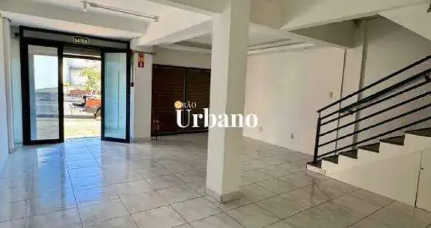 Loja com 70m² na Av. Santos Ferreira — estrutura pronta para o seu negócio!