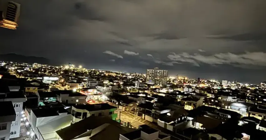 Apartamento prontinho para morar no bairro mais agitado de itajaí - são vicente