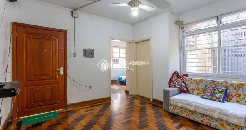 Apartamento com 2 quartos à venda na Rua Vinte e Quatro de Maio, 93, Centro Histórico, Porto Alegre