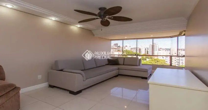 Apartamento com 3 quartos à venda na Avenida Coronel Lucas de Oliveira, 1960, Petrópolis, Porto Alegre