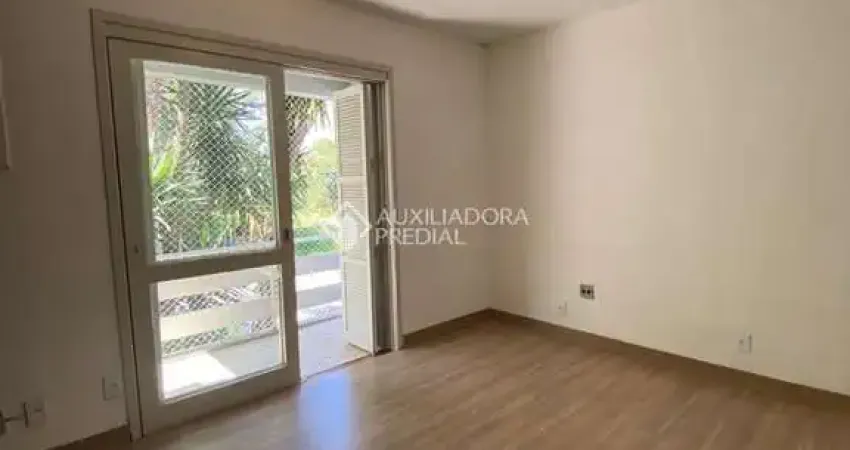 Apartamento com 2 quartos à venda na Rua Chico Pedro, 84, Camaquã, Porto Alegre