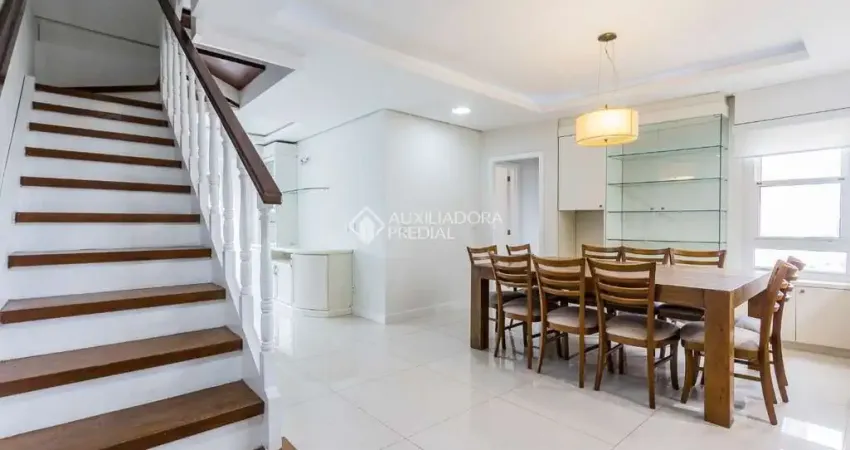 Cobertura com 4 quartos à venda na Avenida General Barreto Viana, 1175, Chácara das Pedras, Porto Alegre