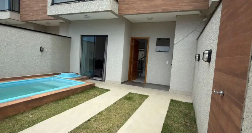 Sobrados a 550m praia com e sem piscina – bairro eliana, guaratuba/pr!