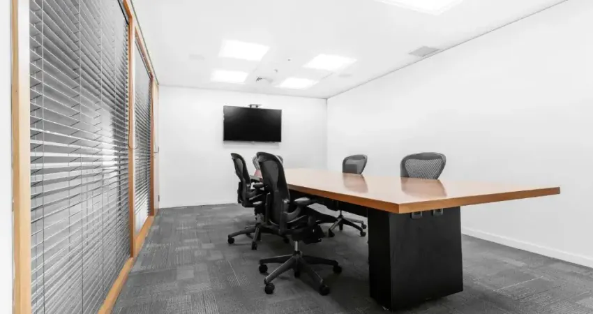 Escritório com amplo espaço para 10 pessoas no brasilia, ed varig - asa norte