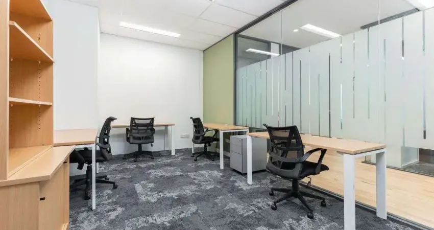 Reserve espaço de escritório aberto para empresas de todos os tamanhos em regus uberlandia - center shopping