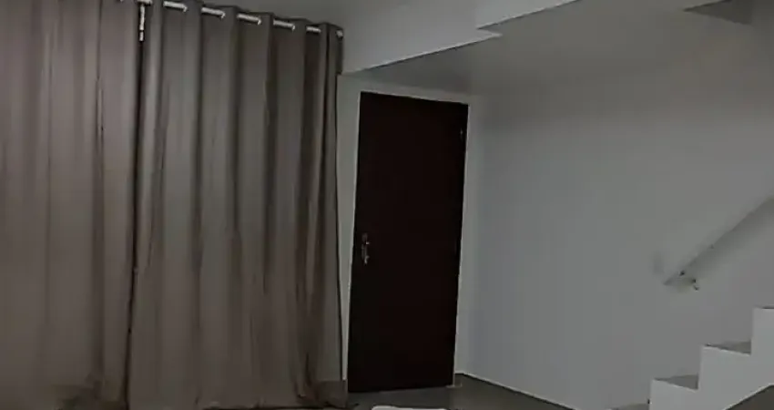 Vendo ou alugo linda casa toda reformada na freguesia com 2 suítes em condomínio fechado