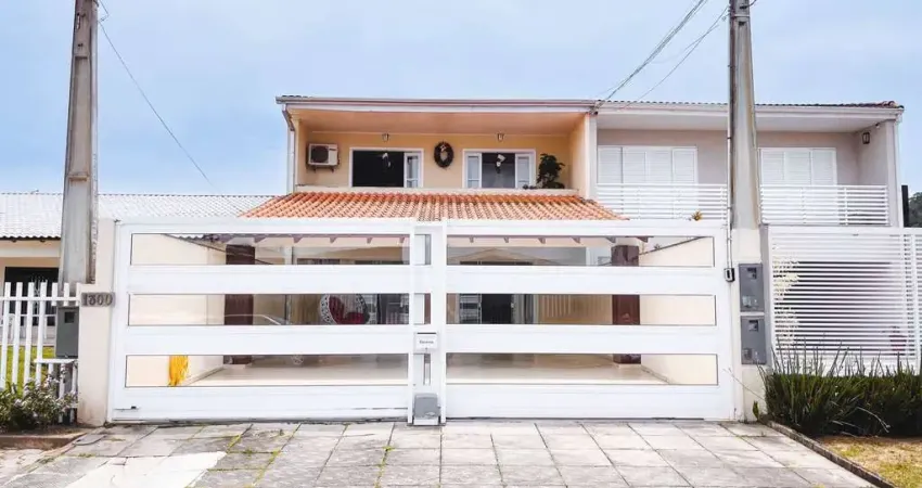 Casa com 3 quartos à venda na Rua Guilherme Pequeno Esquina Com Avenida Po, 1300, Centro, Guaratuba