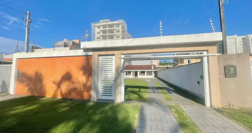 Casa com 3 quartos à venda na Avenida Bandeirantes, 461, Caiobá, Matinhos