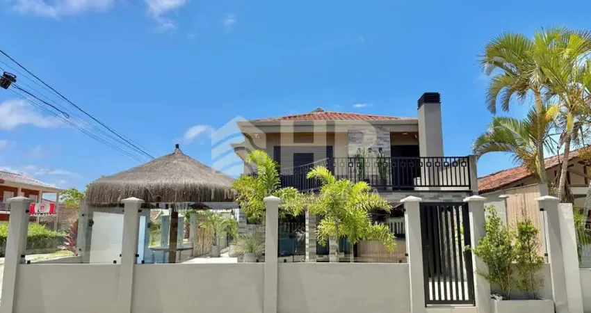 Casa com 5 quartos à venda na Avenida Paranaguá, 84, Balneário Inajá, Matinhos