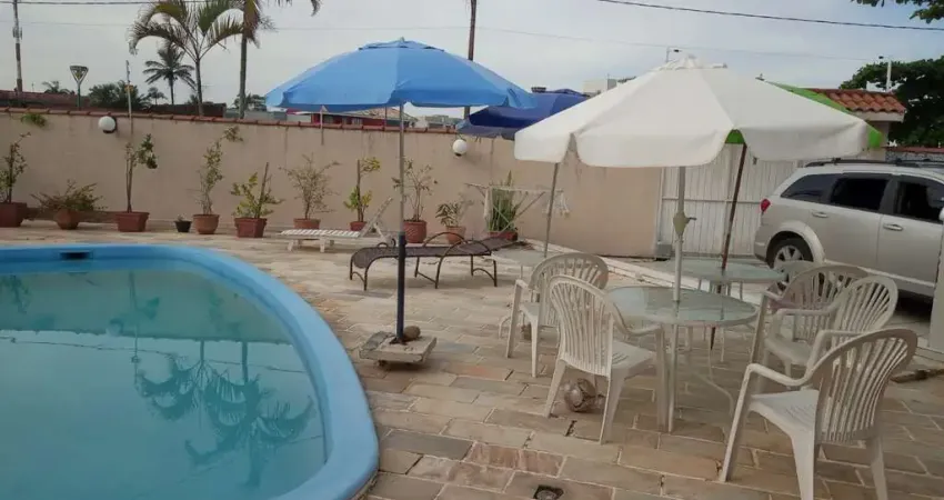 Casa com 3 quartos à venda na Rua D, Praia Grande, Matinhos