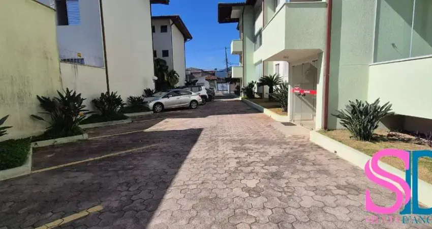 Apartamento Mobiliado 2 Quartos (1 Suíte) à Venda no Centro, Conforto, Praticidade e Localização Estratégica