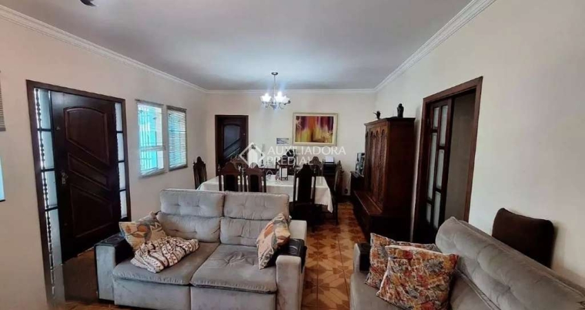 Casa com 5 quartos à venda na Rua Campo Grande, 204, Vila Homero Thon, Santo André