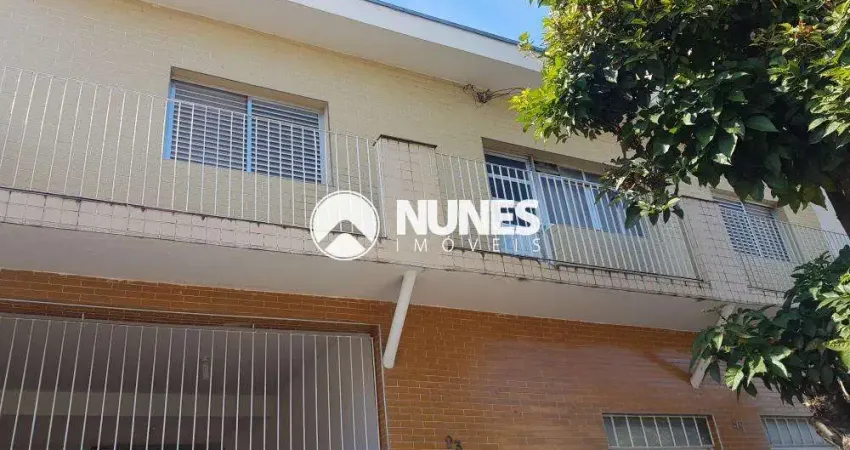 Casas Assobradadas com salão comercia- Jd. Abril