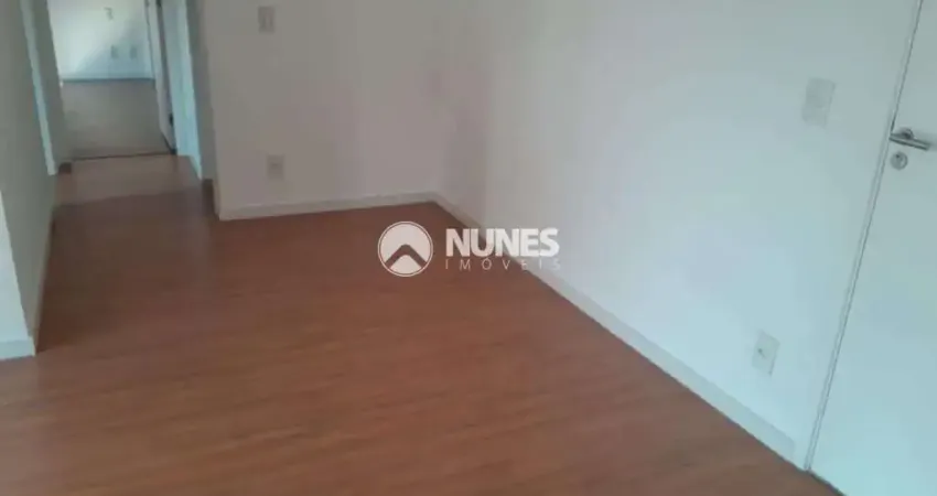Apartamento com 2 quartos para alugar no Jardim Tupanci, Barueri 