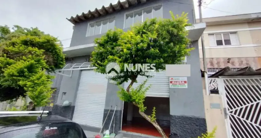 Ponto comercial com 45 m², salão livre e versátil, ideal para diferentes tipos de negócios.