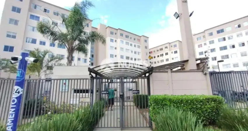 Apartamento com 02 dormitórios- Reformado