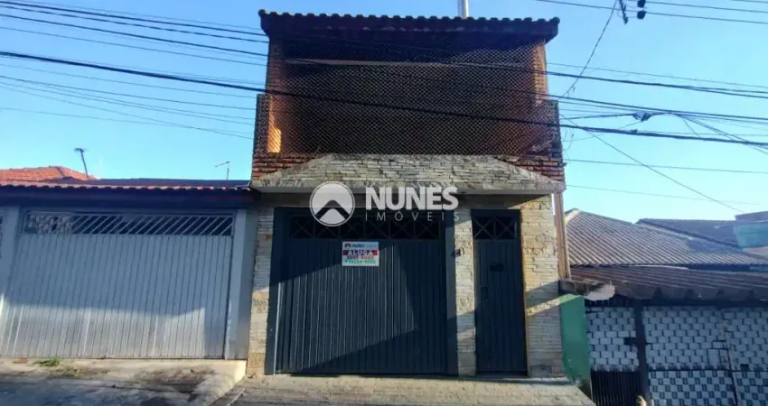 Amplo imóvel para locação com 3 dormitórios, salão e terraço