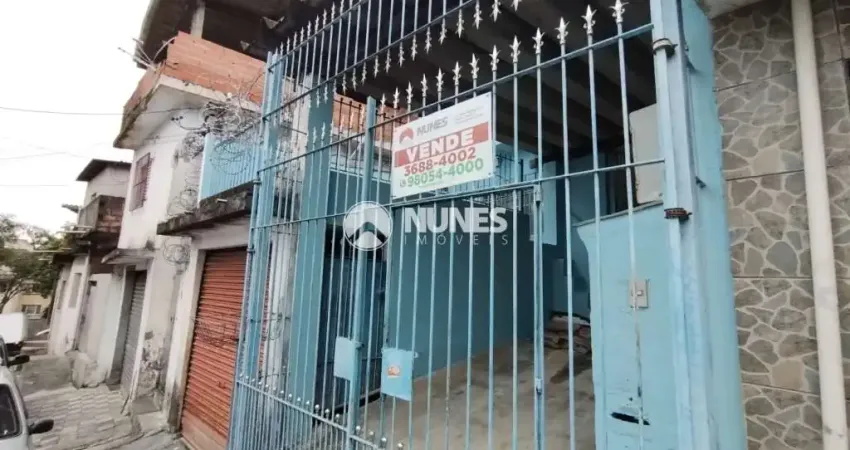Oportunidade! Casa com 01 dormitório e Vaga de garagem no Jd. Roberto/Osasco