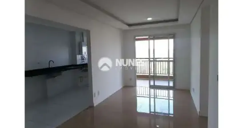 Apartamento com 3 quartos para alugar no Jardim Tupanci, Barueri 