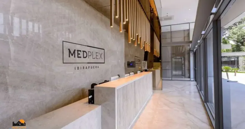 Sala comercial à venda na Avenida Rubem Berta, 850, Indianópolis, São Paulo