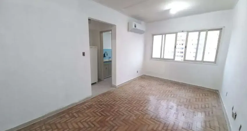 Loft para alugar na Amador Bueno da Ribeira, 61, Centro, São Vicente