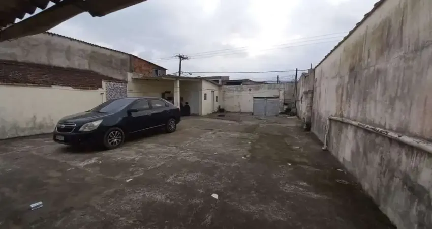 Casa com 2 quartos à venda na Armando Vitorio Bei, 208, Parque São Vicente, São Vicente