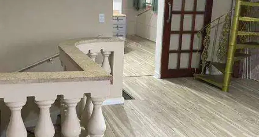 Casa com 3 quartos à venda na Rua Antero de Moura, 261, Vila Nossa Senhora de Fátima, São Vicente