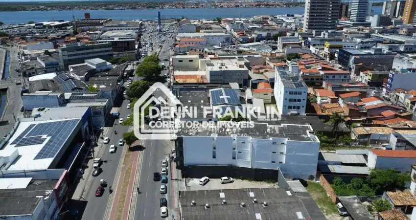 Prédio Inteiro de 3100m² no bairro Centro, em Aracaju