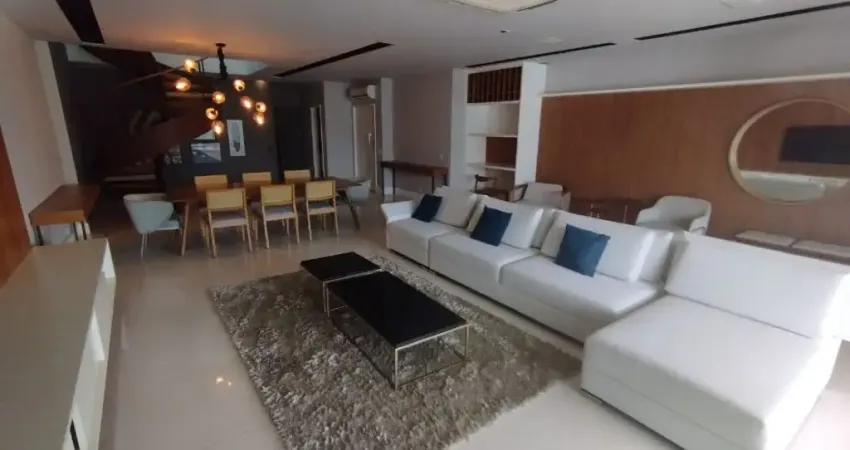 Cobertura duplex para locação no condomínio Les Residences de Monaco, Barra da Tijuca.