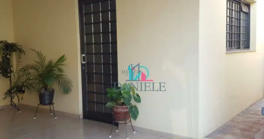 Casa com 3 dormitórios à venda, 120 m² por R$ 320.000,00 - Vila Xavier (Vila Xavier) - Araraquara/SP