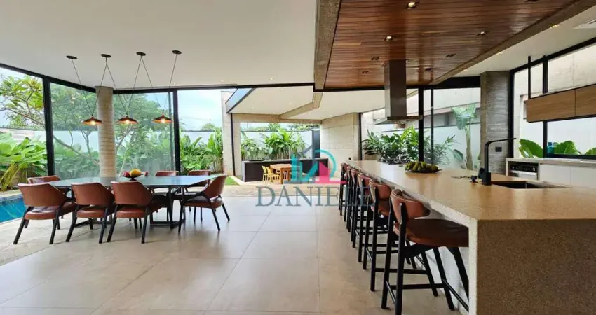 Sobrado com 3 suítes localizado no condomínio salto grande campo belo.