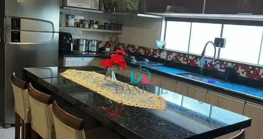Casa com 3 dormitórios à venda, 203 m² por R$ 450.000,00 - Jardim Arco-Íris - Araraquara/SP