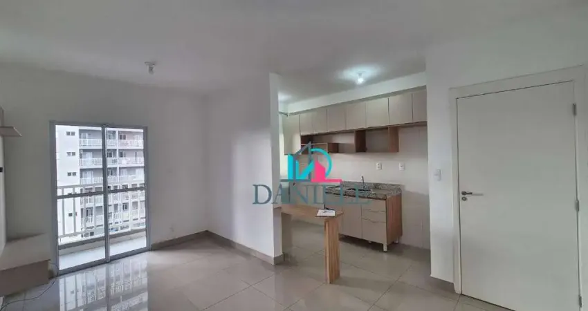 Apartamento com 2 dormitórios localizado no condomínio Reserva dos Jequitibás.
