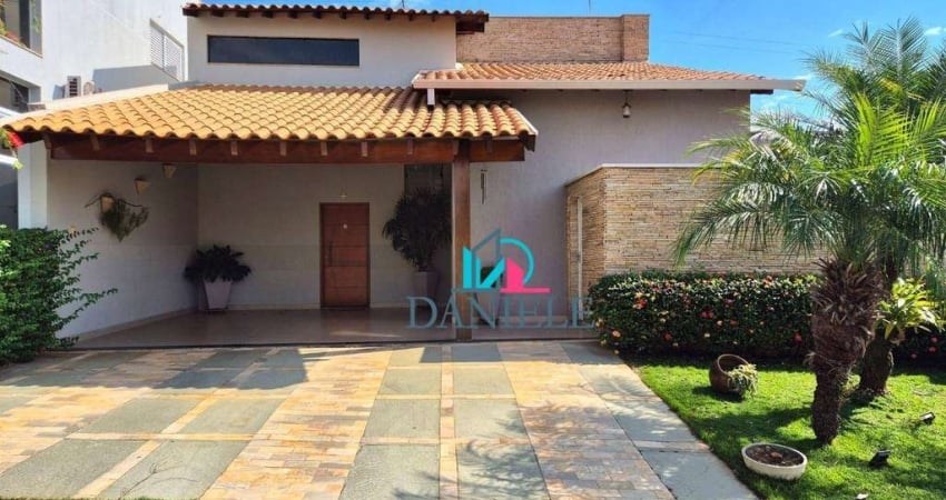 Casa térrea com 3 dormitórios localizada no condomínio Piemonte.