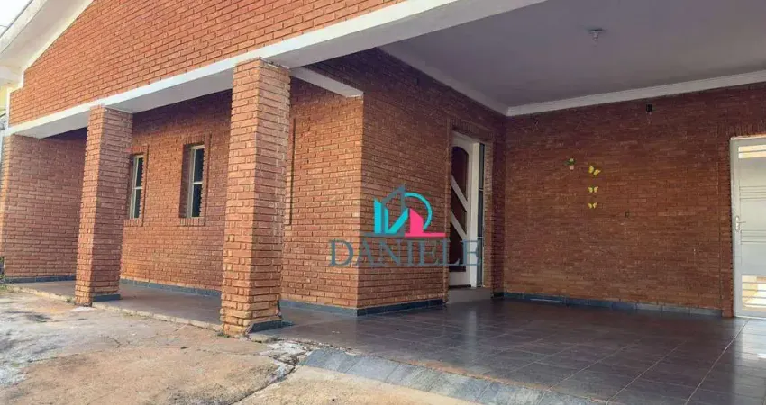Casa térrea com 2 dormitórios localizada no jardim santa júlia (vila xavier).